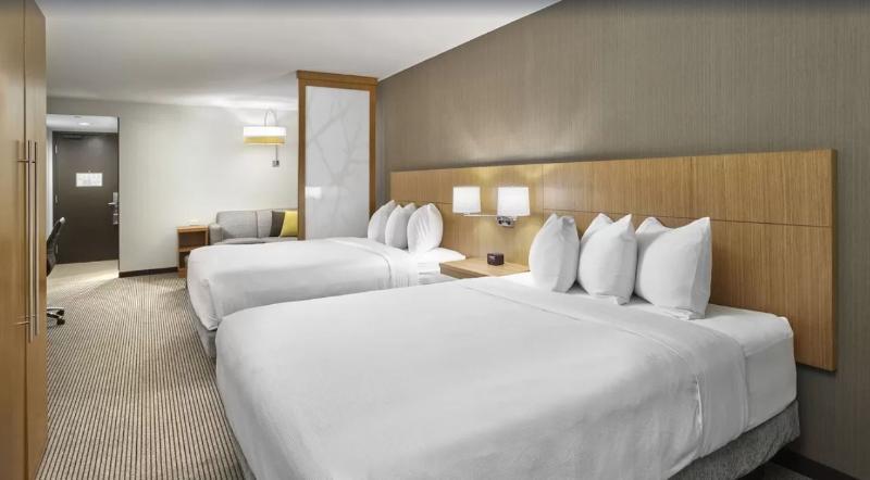 Hotel Doubletree By Hilton Edmonton Downtown Zewnętrze zdjęcie